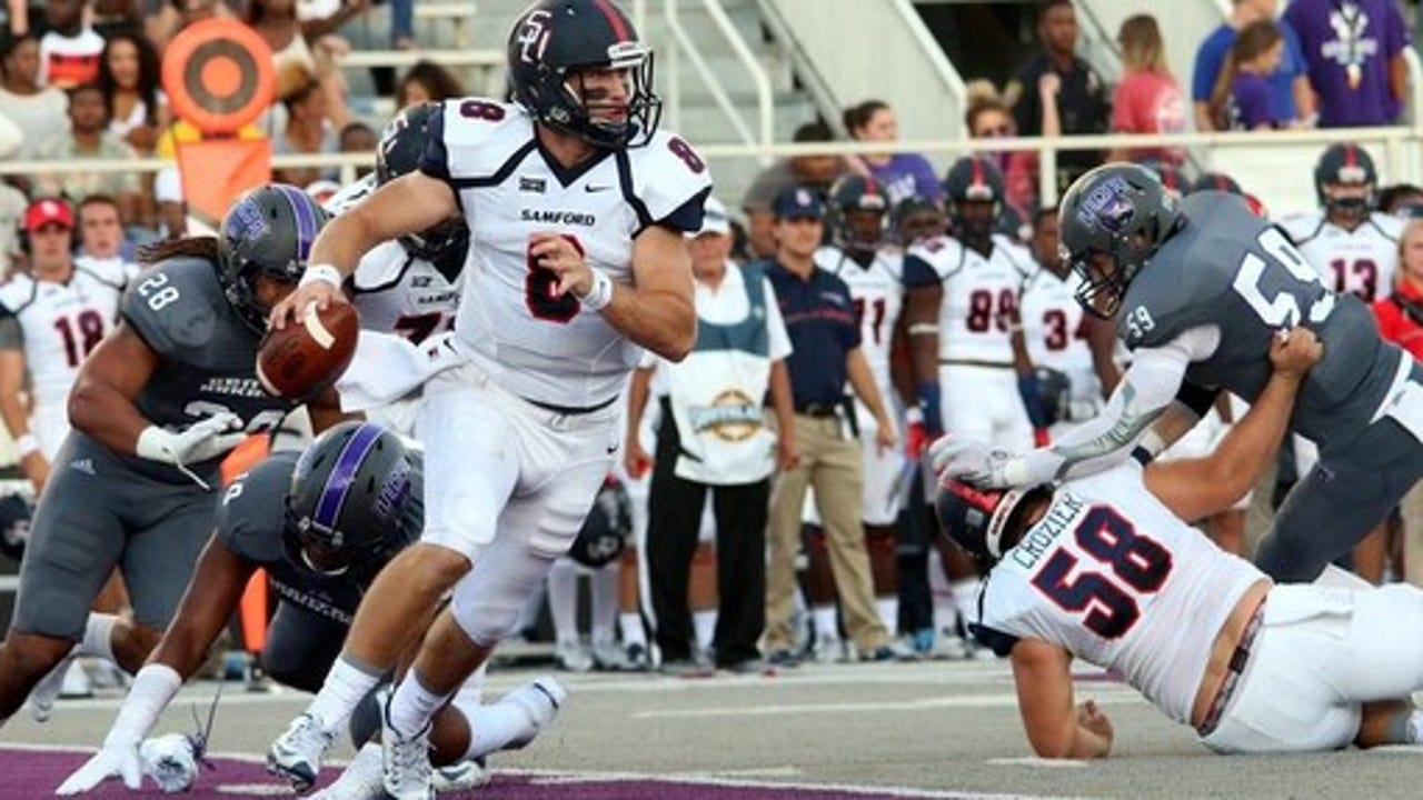 Central Arkansas, Samford rise in Top 25